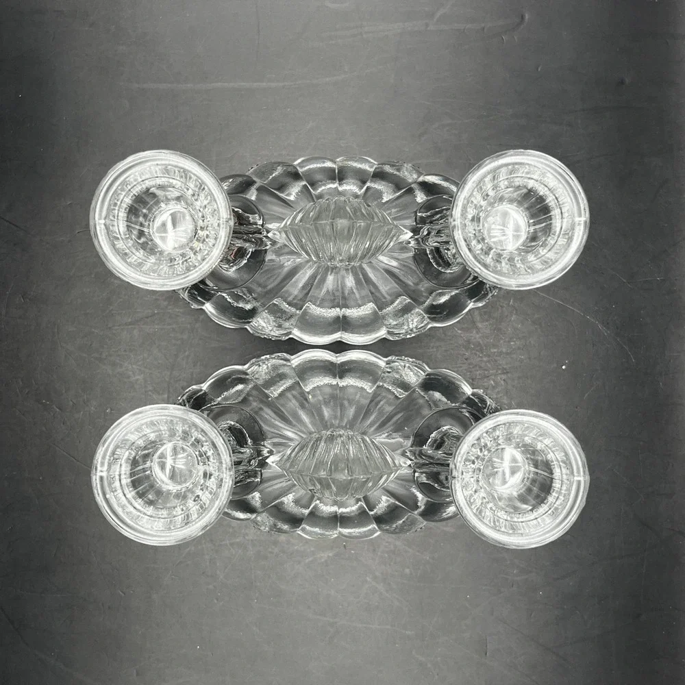Vtg Set of 2 LE Smith Glass Clam Shell Dbl‎ Candlestick Holder 4.25